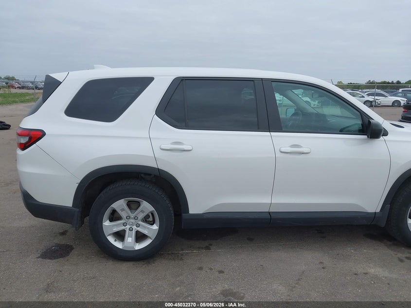 2023 Honda Pilot VIN 5FNYG1H29PB019183 IAAI salvage auction — RIGHT SIDE, Salvage Title, sold $14,125 on 2026-08-17 (photo 6)