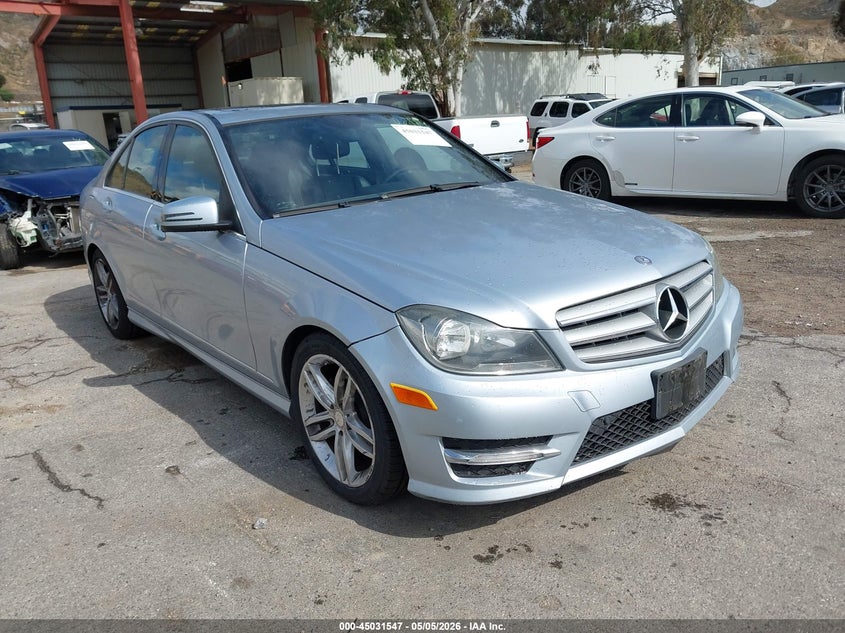 2013 Mercedes-benz C-klasse VIN WDDGF4HB5DA784224 IAAI salvage auction — NORMAL WEAR, Salvage (Idaho), sold $500 on 2026-07-28 (photo 1)