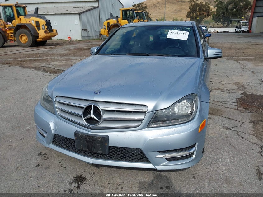 2013 Mercedes-benz C-klasse VIN WDDGF4HB5DA784224 IAAI salvage auction — NORMAL WEAR, Salvage (Idaho), sold $500 on 2026-07-28 (photo 6)