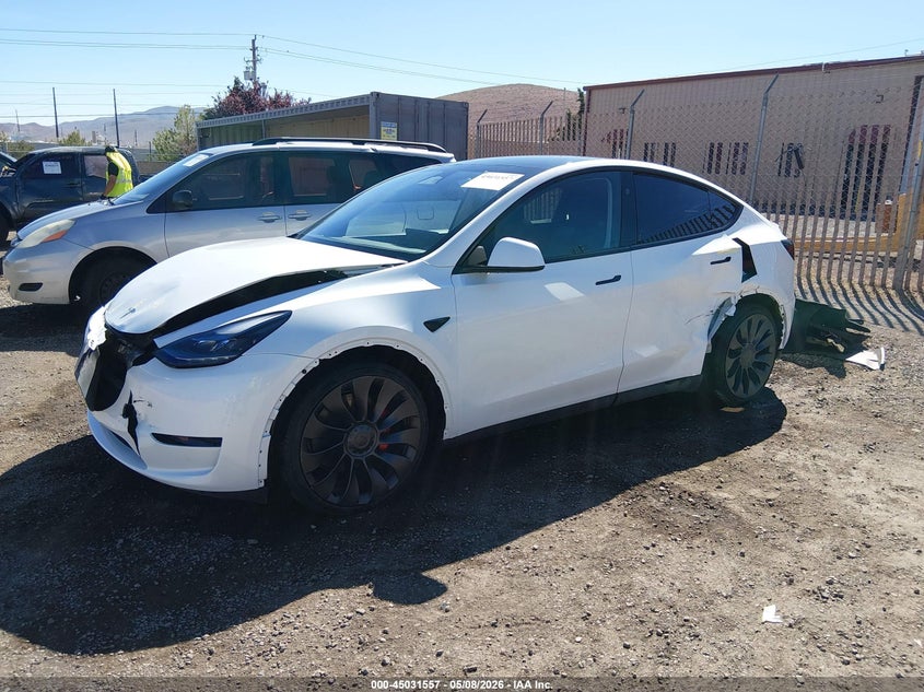 2025 Tesla Model y VIN 7SAYGDEF3SF218637 IAAI salvage auction — FRONT END, Clear (Nevada), sold $17,725 on 2026-07-17 (photo 2)