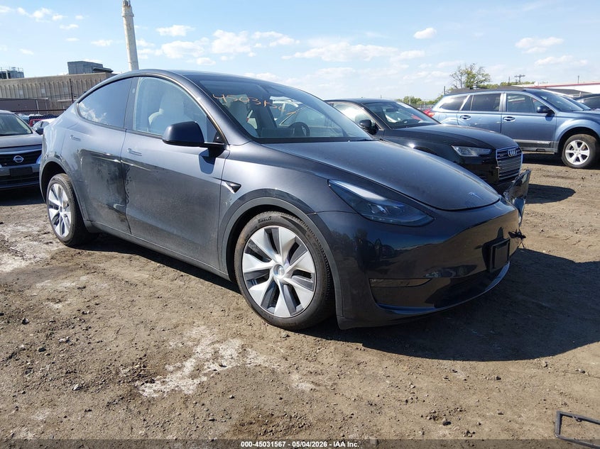 2024 Tesla Model y VIN 7SAYGDEE4RA240905 IAAI salvage auction — LEFT FRONT, Salvage (Idaho), sold $3,050 on 2026-07-29 (photo 1)