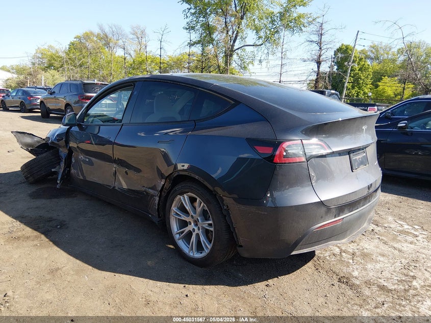 2024 Tesla Model y VIN 7SAYGDEE4RA240905 IAAI salvage auction — LEFT FRONT, Salvage (Idaho), sold $3,050 on 2026-07-29 (photo 3)