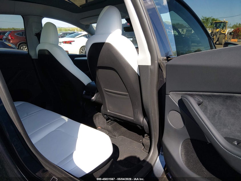 2024 Tesla Model y VIN 7SAYGDEE4RA240905 IAAI salvage auction — LEFT FRONT, Salvage (Idaho), sold $3,050 on 2026-07-29 (photo 8)