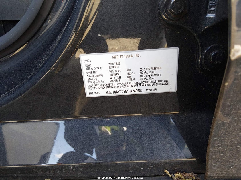 2024 Tesla Model y VIN 7SAYGDEE4RA240905 IAAI salvage auction — LEFT FRONT, Salvage (Idaho), sold $3,050 on 2026-07-29 (photo 9)