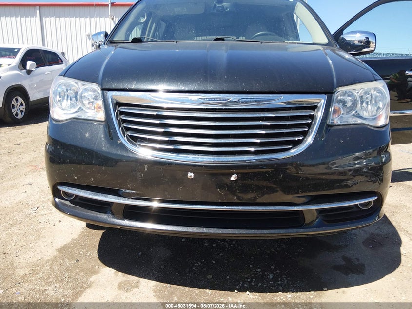 2016 Chrysler Town & country VIN 2C7WC1CG6GR221475 IAAI salvage auction — WATER/FLOOD, Salvage (Kansas), sold $7,500 on 2026-07-17 (photo 6)