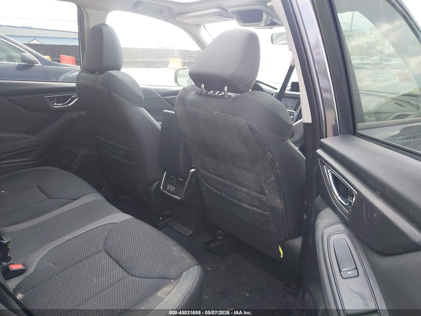 2024 Subaru Forester VIN JF2SKADC8RH516880 IAAI salvage auction — HAIL, Salvage (Ohio), sold $12,750 on 2026-07-21 (photo 8)