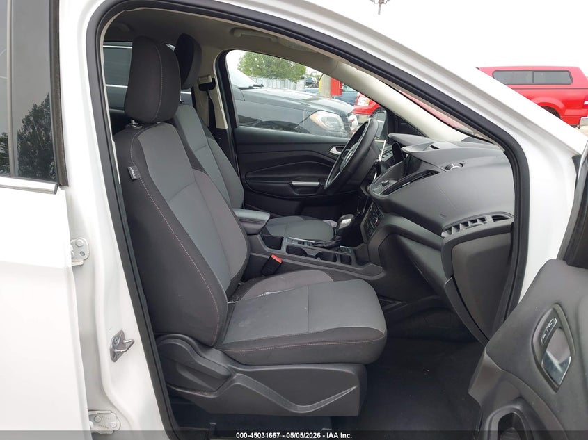 2018 Ford Escape VIN 1FMCU9GD5JUC49902 IAAI salvage auction — LEFT FRONT, Salvage (Illinois), sold $1,425 on 2026-07-12 (photo 5)