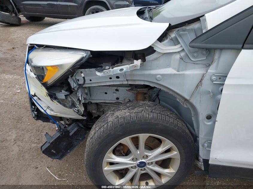 2018 Ford Escape VIN 1FMCU9GD5JUC49902 IAAI salvage auction — LEFT FRONT, Salvage (Illinois), sold $1,425 on 2026-07-12 (photo 6)