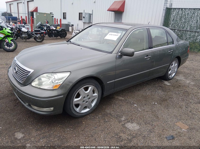 2004 Lexus Ls 430 VIN JTHBN36F140163655 IAAI salvage auction — NORMAL WEAR, Clear (Kansas), sold $750 on 2026-07-24 (photo 2)