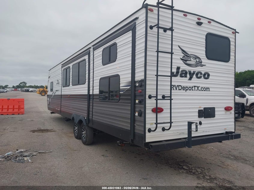 2023 Jayco Other VIN 1UJBC0BT0P1760134 IAAI salvage auction — HAIL, Original (Texas), sold $14,200 on 2026-08-19 (photo 3)