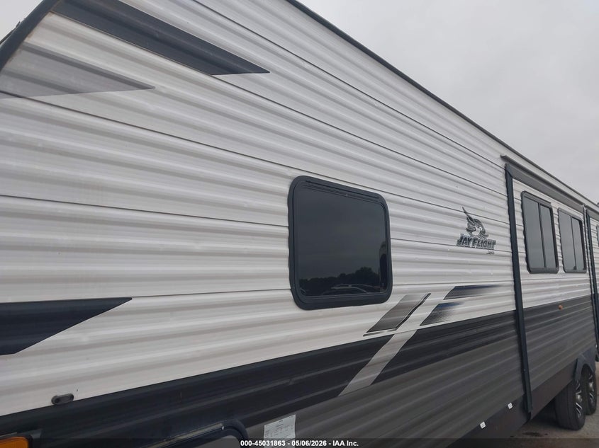 2023 Jayco Other VIN 1UJBC0BT0P1760134 IAAI salvage auction — HAIL, Original (Texas), sold $14,200 on 2026-08-19 (photo 6)
