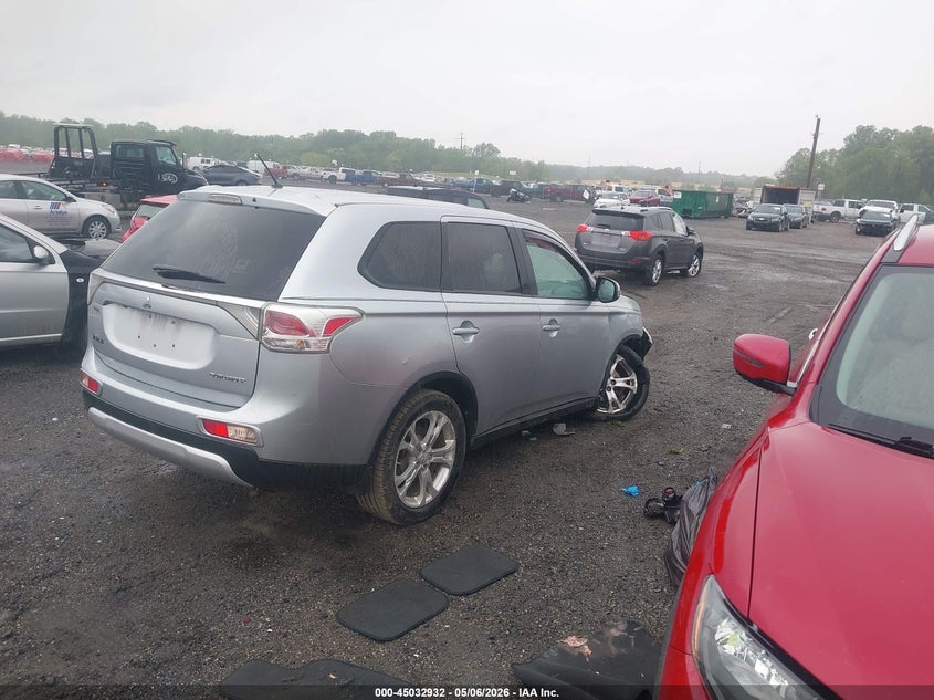 2015 Mitsubishi Outlander VIN JA4AZ3A32FZ003209 IAAI salvage auction — FRONT END, Salvage - Greater Than 75% (Maryland), sold $1,550 on 2026-07-13 (photo 4)