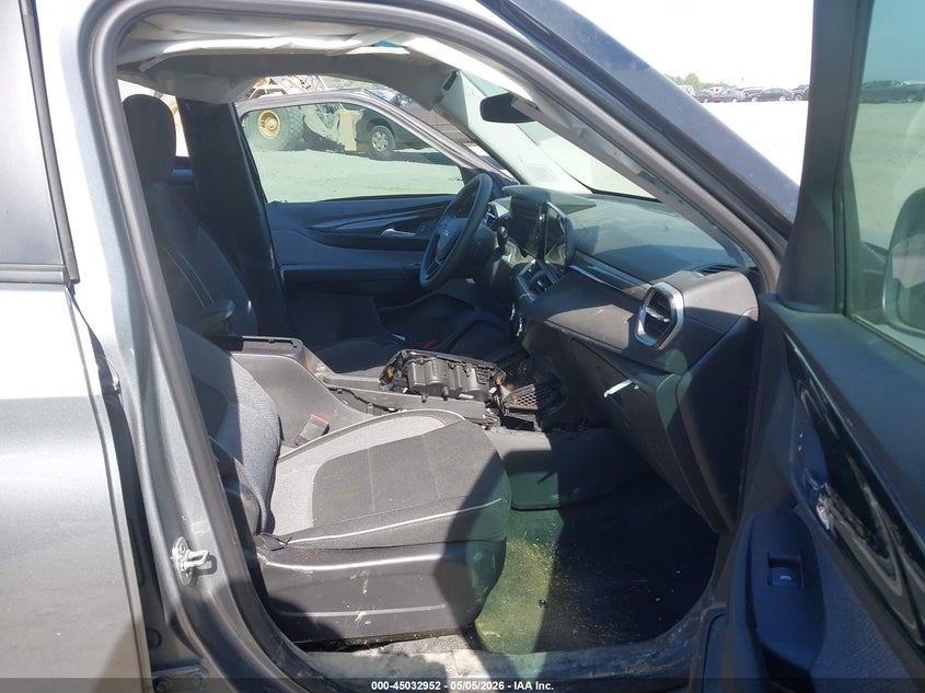 2025 Chevrolet Trailblazer VIN KL79MMSP5SB083040 IAAI salvage auction — LEFT SIDE, Salvage (Georgia), sold $2,600 on 2026-07-14 (photo 5)