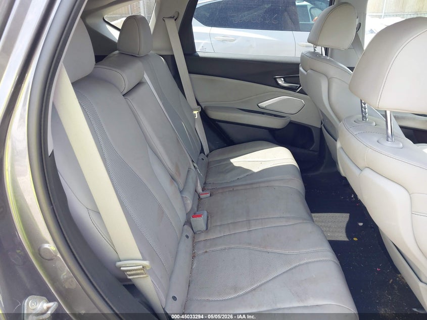 2019 Acura Rdx VIN 5J8TC2H52KL028451 IAAI salvage auction — THEFT, Salvage Title, sold $9,200 on 2026-07-28 (photo 8)