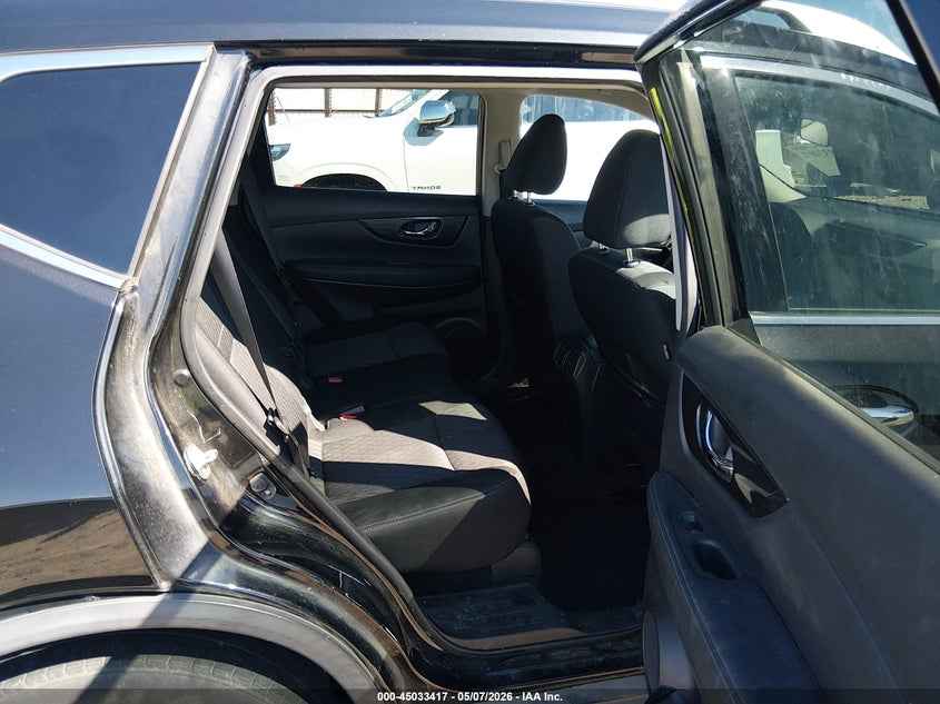 2018 Nissan Rogue VIN KNMAT2MV1JP560812 IAAI salvage auction — RIGHT SIDE, Clear (Arkansas), sold $4,300 on 2026-07-30 (photo 8)