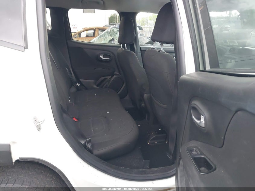 2021 Jeep Renegade VIN ZACNJDBB5MPM22075 IAAI salvage auction — RIGHT FRONT, Salvage (Idaho), sold $1,875 on 2026-07-22 (photo 8)