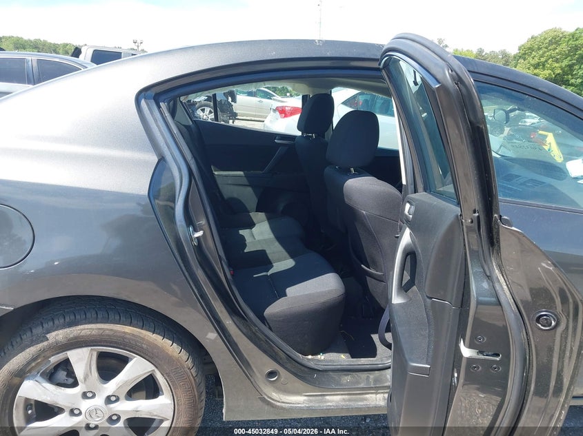 2011 Mazda 3 VIN JM1BL1VF6B1355755 IAAI salvage auction — FRONT & REAR, Salvage (Georgia), sold $200 on 2026-07-22 (photo 8)