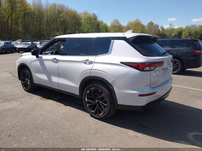 2023 Mitsubishi Outlander VIN JA4J4UA88PZ039603 IAAI salvage auction — RIGHT SIDE, Salvage (Connecticut), sold $6,700 on 2026-07-16 (photo 3)