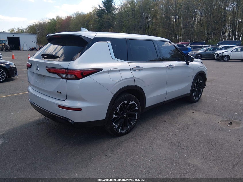 2023 Mitsubishi Outlander VIN JA4J4UA88PZ039603 IAAI salvage auction — RIGHT SIDE, Salvage (Connecticut), sold $6,700 on 2026-07-16 (photo 4)