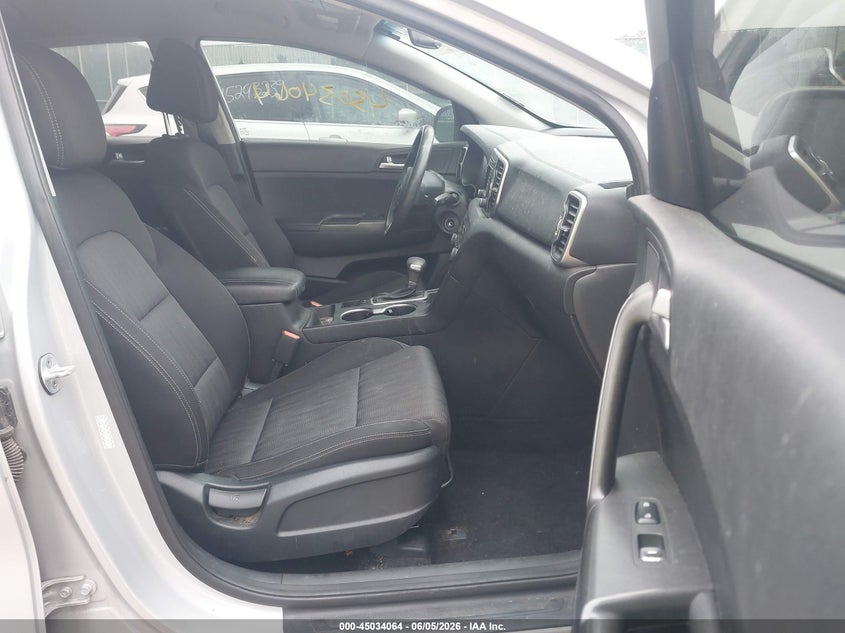 2017 Kia Sportage VIN KNDPM3AC2H7108183 IAAI salvage auction — REAR END, Salvage Title, sold $2,250 on 2026-07-07 (photo 5)