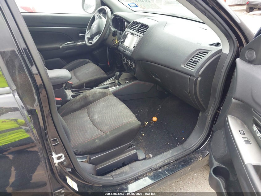 2018 Mitsubishi Outlander VIN JA4AR3AUXJU018409 IAAI salvage auction — RIGHT FRONT, Original (Texas), sold $1,550 on 2026-07-11 (photo 5)