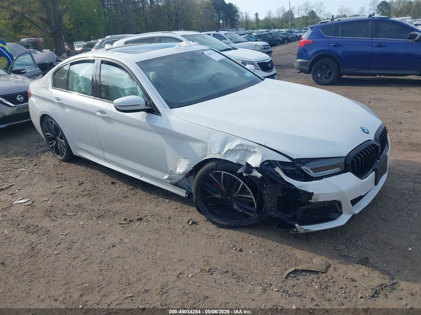 2023 BMW 5er VIN WBA53BH03PCM97533 IAAI salvage auction — RIGHT FRONT, Wait Title, sold $18,650 on 2026-08-04 (photo 1)