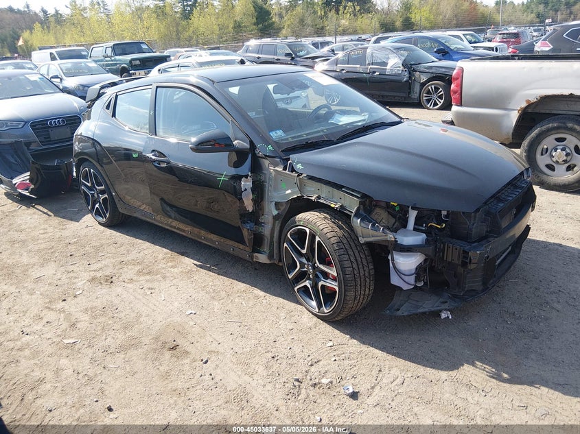 2022 Hyundai Veloster VIN KMHT36AH5NU014855 IAAI salvage auction — FRONT & REAR, Salvage (Massachusetts), sold $25 on 2026-07-09 (photo 1)