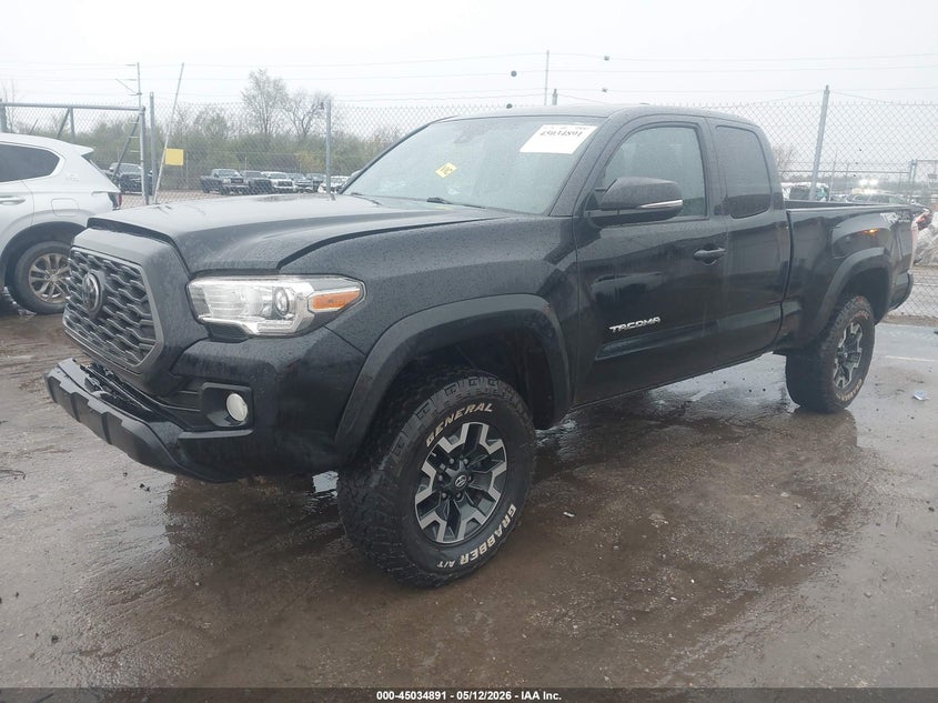 2020 Toyota Tacoma VIN 5TFSZ5AN6LX225377 IAAI salvage auction — FRONT END, Salvage (Michigan), sold $7,600 on 2026-07-23 (photo 2)