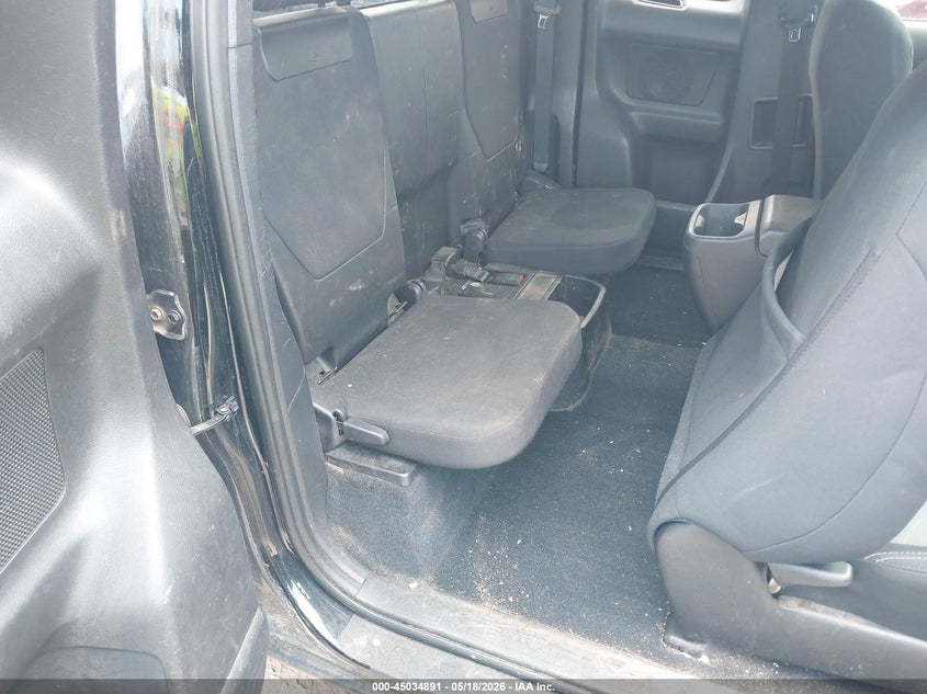 2020 Toyota Tacoma VIN 5TFSZ5AN6LX225377 IAAI salvage auction — FRONT END, Salvage (Michigan), sold $7,600 on 2026-07-23 (photo 8)