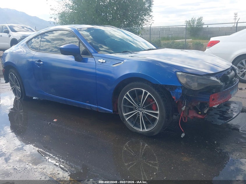 2013 Scion Fr-s VIN JF1ZNAA17D2709188 IAAI salvage auction — FRONT & REAR, Salvage (Idaho), sold $25 on 2026-07-30 (photo 1)