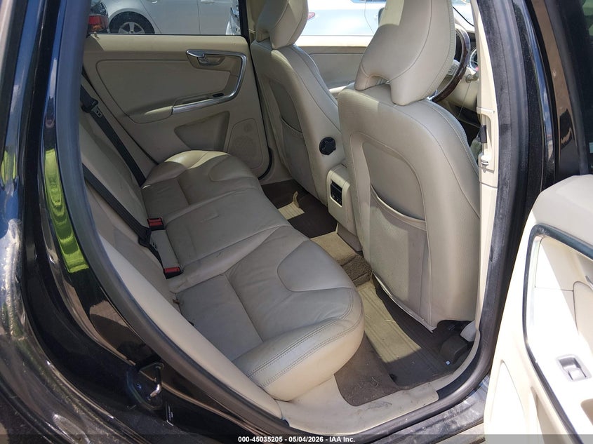 2012 Volvo Xc60 VIN YV4952DL6C2345547 IAAI salvage auction — NORMAL WEAR, Salvage Title, sold $350 on 2026-07-23 (photo 8)