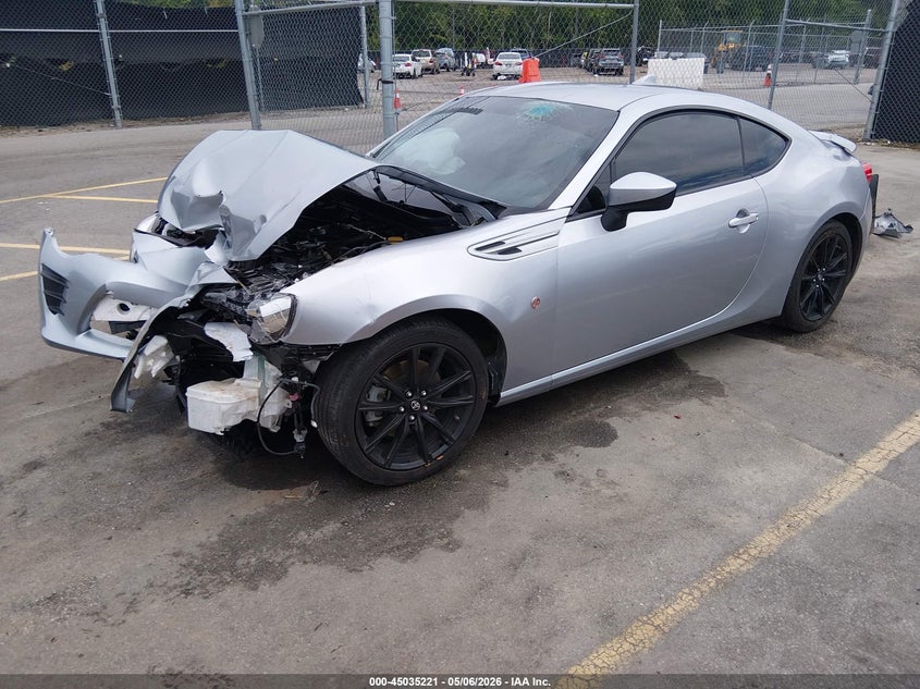 2017 Toyota Gt86 VIN JF1ZNAA16H8710979 IAAI salvage auction — FRONT END, Salvage (South Carolina), sold $475 on 2026-07-29 (photo 2)