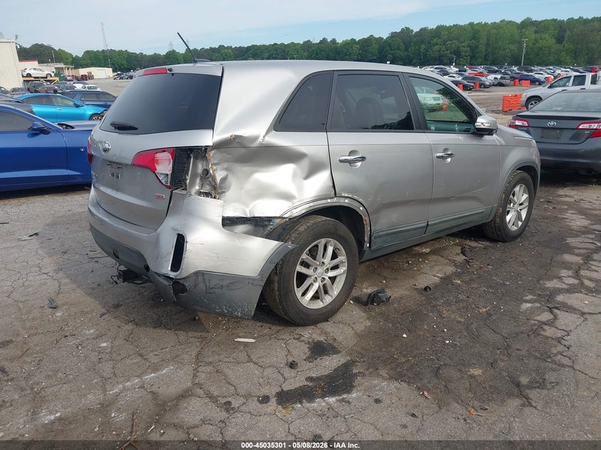 2014 Kia Sorento VIN 5XYKT3A62EG537314 IAAI salvage auction — RIGHT SIDE, Salvage (Georgia), sold $1,050 on 2026-07-08 (photo 4)