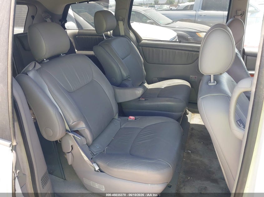 2007 Toyota Sienna VIN 5TDZK22C57S029781 IAAI salvage auction — NORMAL WEAR, Clear-Dealer Only (Arizona), sold $875 on 2026-07-21 (photo 8)