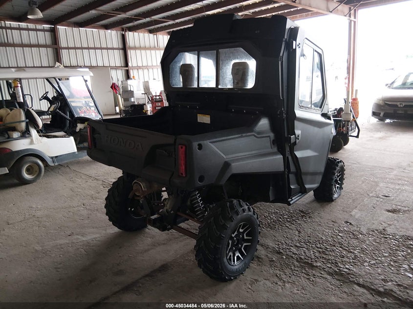 2017 Honda Sxs VIN 1HFVE02N5H4300692 IAAI salvage auction — FRONT END, Regular (South Dakota), sold $2,700 on 2026-07-07 (photo 4)