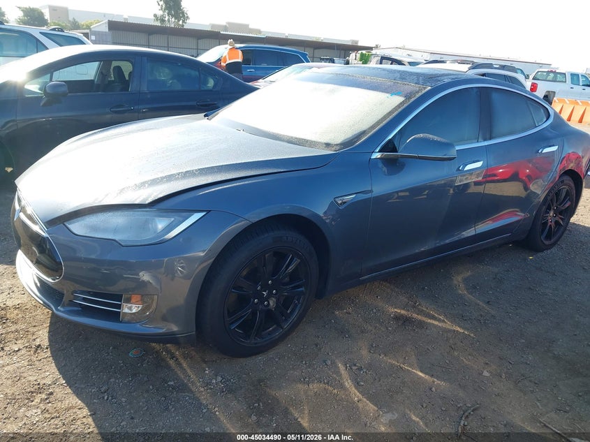 2013 Tesla Model s VIN 5YJSA1CN0DFP20439 IAAI salvage auction — LEFT REAR, Salvage (California), sold $2,600 on 2026-07-13 (photo 2)