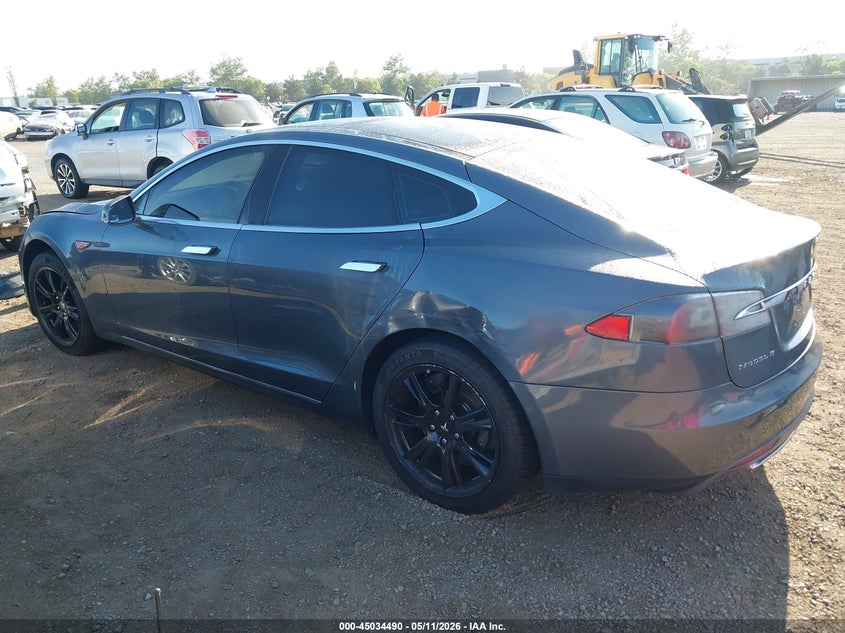 2013 Tesla Model s VIN 5YJSA1CN0DFP20439 IAAI salvage auction — LEFT REAR, Salvage (California), sold $2,600 on 2026-07-13 (photo 3)