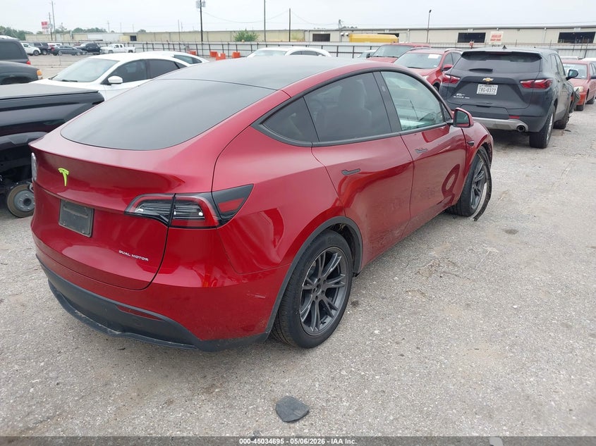 2024 Tesla Model y VIN 7SAYGAEE8RF155311 IAAI salvage auction — FRONT & REAR, Original (Texas), sold $14,400 on 2026-07-09 (photo 4)