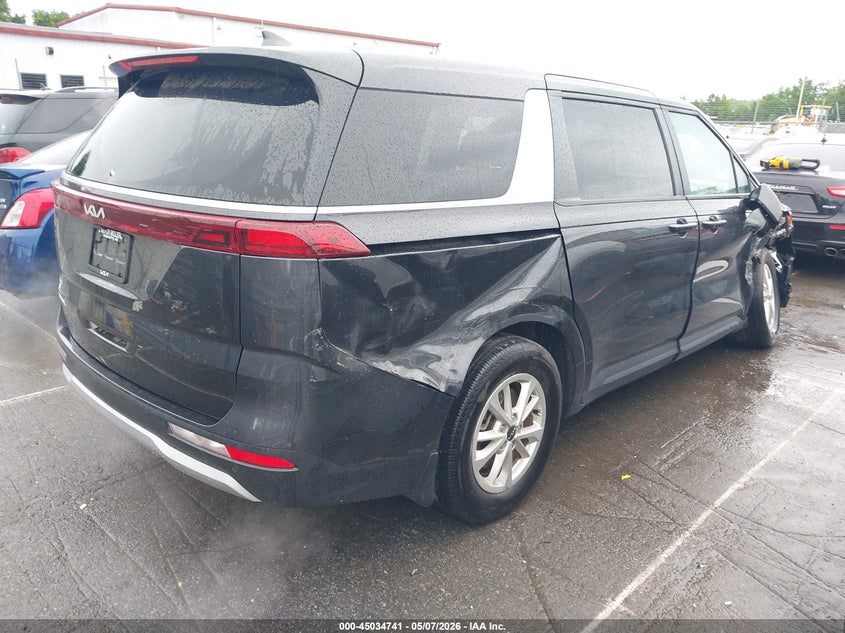 2024 Kia Carnival VIN KNDNB4H36R6405120 IAAI salvage auction — RIGHT SIDE, Salvage (North Carolina), sold $8,125 on 2026-07-20 (photo 4)