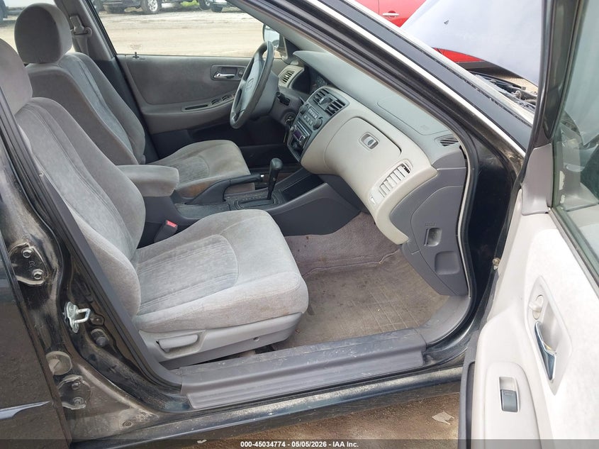 1999 Honda Accord VIN JHMCG5654XC019067 IAAI salvage auction — REAR END, Salvage (Iowa), sold $350 on 2026-07-06 (photo 5)