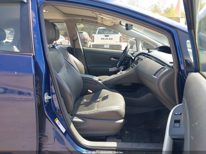 2011 Toyota Prius VIN JTDKN3DU8B0299202 IAAI salvage auction — NORMAL WEAR, Clear (Montana), sold $25 on 2026-07-29 (photo 5)