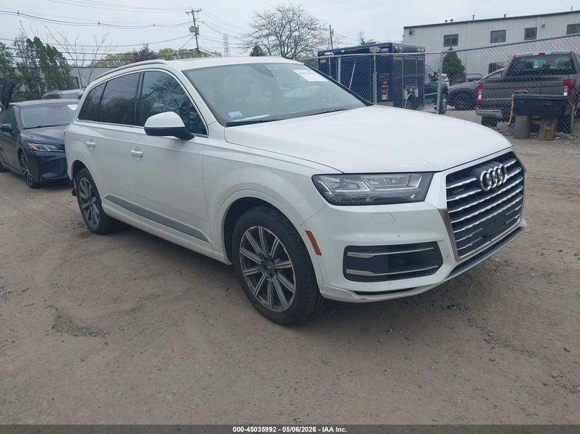 2018 Audi Q7 VIN WA1LAAF71JD029063 IAAI salvage auction — REAR END, Salvage (Massachusetts), sold $6,650 on 2026-07-21 (photo 1)