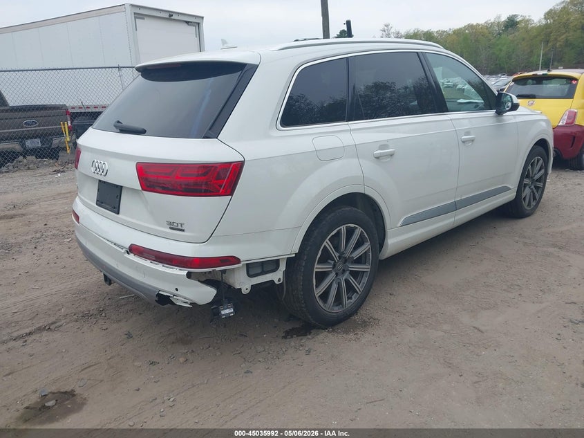 2018 Audi Q7 VIN WA1LAAF71JD029063 IAAI salvage auction — REAR END, Salvage (Massachusetts), sold $6,650 on 2026-07-21 (photo 4)