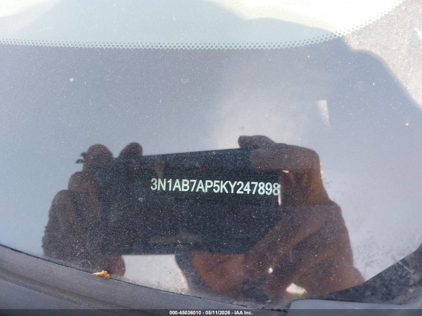 2019 Nissan Sentra VIN 3N1AB7AP5KY247898 IAAI salvage auction — SIDE, Salvage (California), sold $2,375 on 2026-07-09 (photo 9)