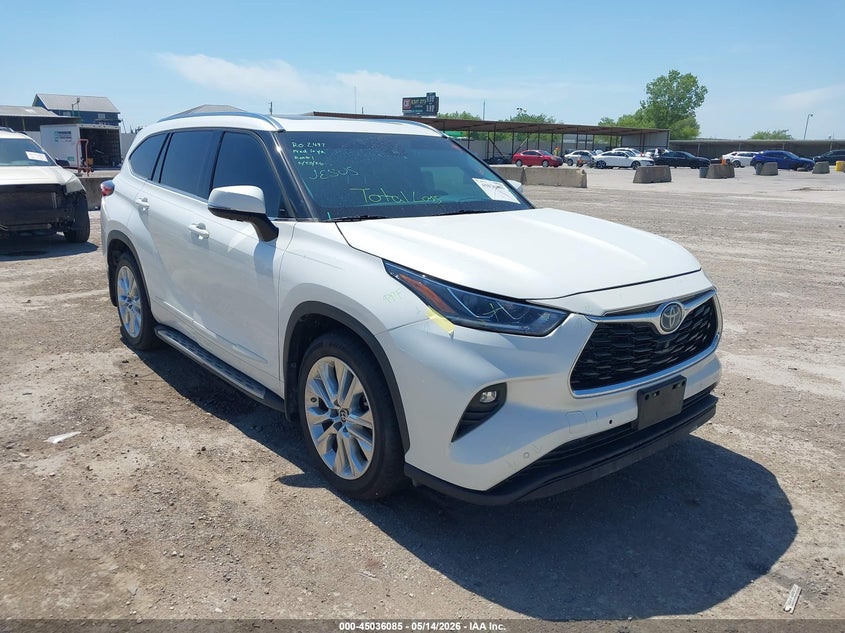 2021 Toyota Highlander VIN 5TDXBRCH3MS527659 IAAI salvage auction — FRONT END, Original (Texas), sold $18,300 on 2026-07-22 (photo 1)