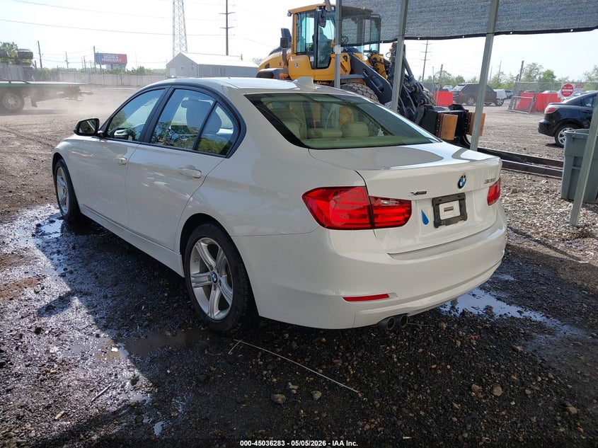 2015 BMW 3er VIN WBA3B5G56FNS14232 IAAI salvage auction — FRONT END, Salvage (Delaware), sold $1,950 on 2026-07-27 (photo 3)