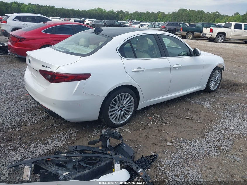 2018 Alfa romeo Giulia VIN ZARFAEEN6J7592558 IAAI salvage auction — FRONT END, Salvage (South Carolina), sold $1,850 on 2026-07-07 (photo 4)