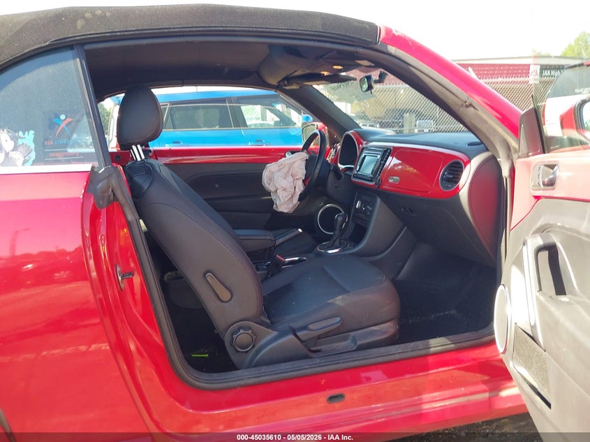 2013 Volkswagen Beetle VIN 3VW5P7AT8DM820393 IAAI salvage auction — REAR END, Salvage (North Carolina), sold $750 on 2026-07-09 (photo 5)