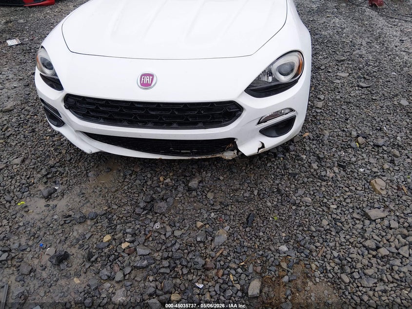 2017 Fiat 124 spider VIN JC1NFAEK7H0123100 IAAI salvage auction — FRONT END, Salvage Title, sold $2,350 on 2026-07-29 (photo 6)