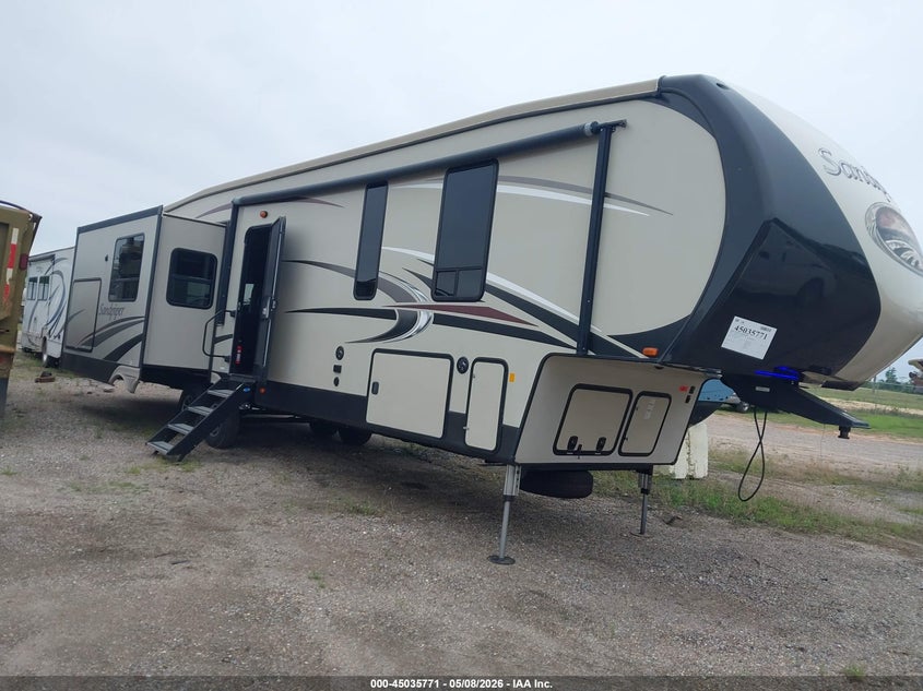 2017 Forest river Sandpiper VIN 4X4FSAN22HJ034364 — IAAI salvage auction photo